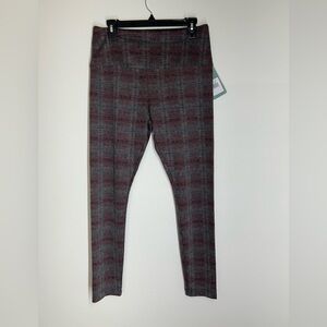 Lysse‎ 10-1519 Signature Seam Legging Gray/Red Plaid Size L NWT